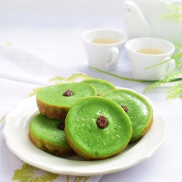 Kue Lumpur Green Tea
